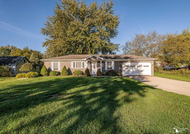 Photo 1 of Sale Pending at 25484 Waltz Rd, New Boston, MI 48164 | MLS# 57050224321 | Listing updated on 2026-10-14