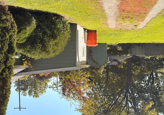 Photo 2 of Single family home for sale at 1523 W Stewart St, Owosso, MI 48867 | MLS# 20261081813 | Listing updated on 2026-10-09