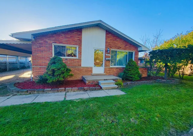 Photo 1 of Single family home for sale at 820 S Venoy Rd, Westland, MI 48186 | MLS# 81026053808 | Listing updated on 2026-10-16