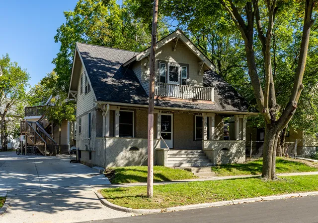 Photo 1 of Single family home for sale at 945 Dewey Ave, Ann Arbor, MI 48104 | MLS# 81026053811 | Listing updated on 2026-10-12