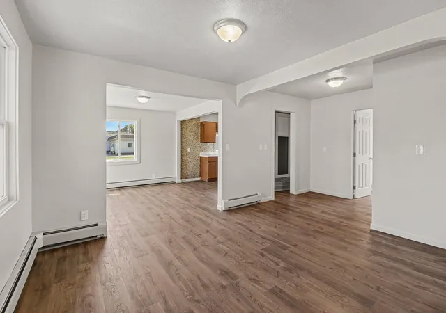 Photo 3 of Single family home for sale at 2207 W Us Hwy 10, Ludington, MI 49431 | MLS# 67026053814 | Listing updated on 2026-10-08