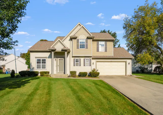 Photo 1 of Single family home for sale at 2960 Valley Glenn Cir, Kalamazoo, MI 49004 | MLS# 66026053815 | Listing updated on 2026-10-29