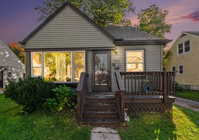Photo 2 of Single family home for sale at 2824 Kenmore Rd, Berkley, MI 48072 | MLS# 81026053819 | Listing updated on 2026-10-11