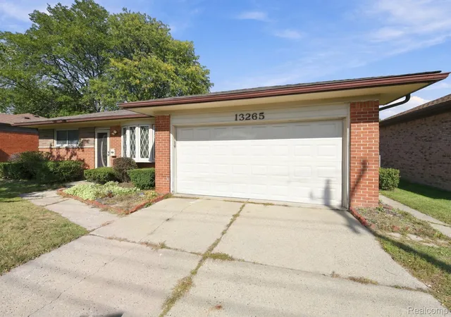 Photo 2 of Single family home for sale at 13265 E 12 Mile Rd, Warren, MI 48088 | MLS# 20261081835 | Listing updated on 2026-10-11