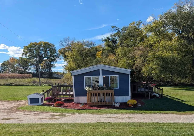 Photo 3 of Single family home for sale at 7675 W Madison Rd, Elwell, MI 48832 | MLS# 79080074360 | Listing updated on 2026-10-11