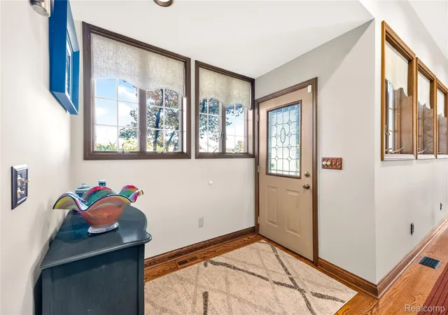 Photo 3 of Single family home for sale at 37275 Elizabeth Ln, New Boston, MI 48164 | MLS# 20261081859 | Listing updated on 2026-10-14