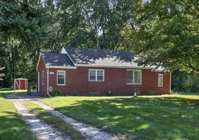 Photo 1 of Single family home for sale at 1697 Greenly Ave, Benton Harbor, MI 49022 | MLS# 69026053848 | Listing updated on 2026-10-11
