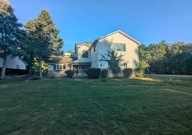 Photo 1 of Single family home for sale at 4278 Arbour Dr, Commerce Township, MI 48390 | MLS# 81026053852 | Listing updated on 2026-10-09