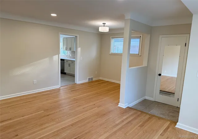 Photo 3 of Single family home for sale at 28510 Cleveland St, Livonia, MI 48150 | MLS# 20261081881 | Listing updated on 2026-10-20