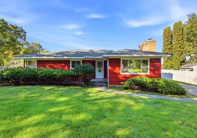 Photo 1 of Single family home for sale at 2211 Apple Ave Nw, Grand Rapids, MI 49504 | MLS# 65026053862 | Listing updated on 2026-10-26