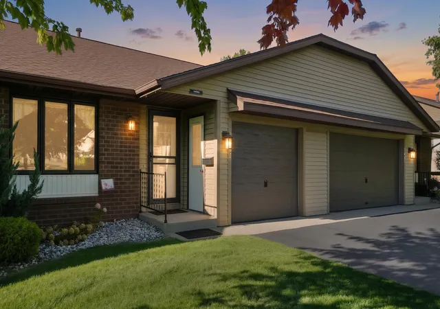 Photo 1 of Condo for sale at 3091 Beechridge Dr, Hudsonville, MI 49426 | MLS# 65026053868 | Listing updated on 2026-10-19
