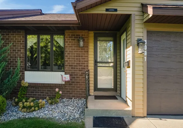 Photo 3 of Condo for sale at 3091 Beechridge Dr, Hudsonville, MI 49426 | MLS# 65026053868 | Listing updated on 2026-10-19
