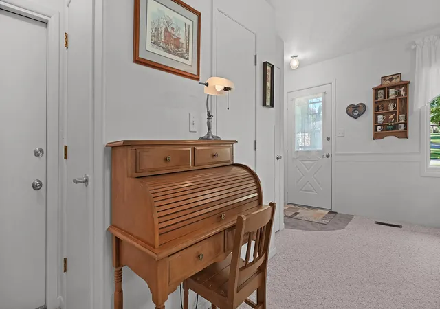 Listing Photo 5 - Condo for sale in building located at 3091 Beechridge Dr, Hudsonville, MI 49426