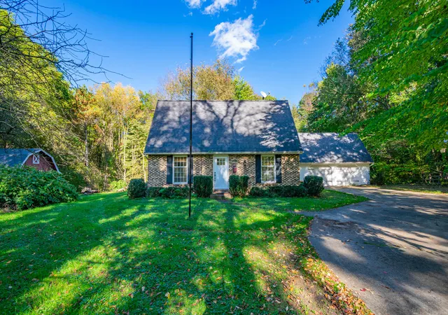Single family home for sale at 2211 Meachem Rd, Battle Creek, MI 49017 | MLS# 64026053871