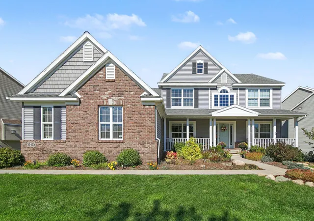 Photo 1 of Single family home for sale at 10475 River Edge Rd, Saline, MI 48176 | MLS# 81026053880 | Listing updated on 2026-10-28