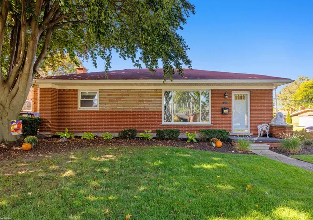 Photo 1 of Single family home for sale at 24871 Beierman Ave, Warren, MI 48091 | MLS# 58050224370 | Listing updated on 2026-10-14