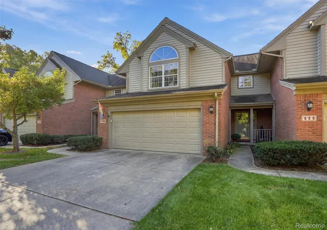 Photo 2 of Condo for sale at 110 Village Pl Dr, Chelsea, MI 48118 | MLS# 20261081902 | Listing updated on 2026-10-12