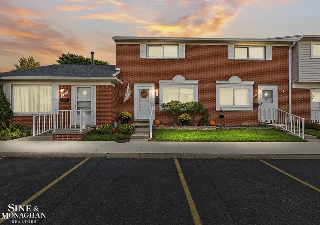 Photo 1 of Condo for sale at 32012 Williamsburg St, Saint Clair Shores, MI 48082 | MLS# 58050224373 | Listing updated on 2026-10-13