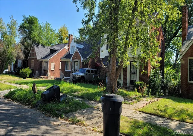 Photo 3 of Single family home for sale at 10508 Nottingham Rd, Detroit, MI 48224 | MLS# 20261081904 | Listing updated on 2026-10-10