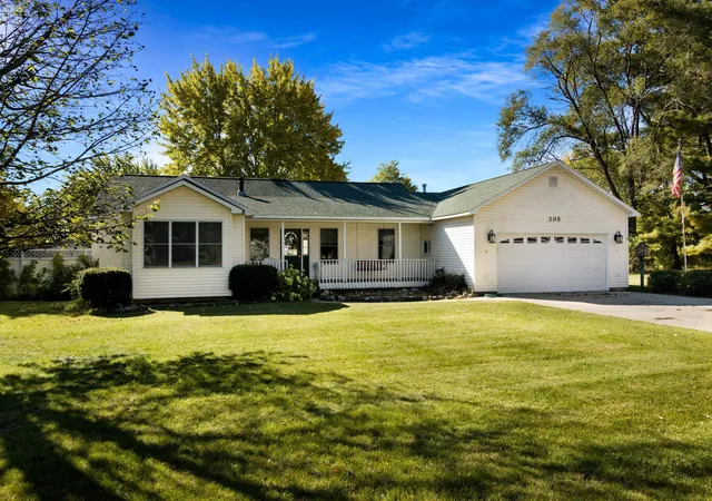 Photo 1 of Single family home for sale at 205 Lincoln, Kalkaska Township Kalkaska, MI 49649 | MLS# 78080074367 | Listing updated on 2026-10-12