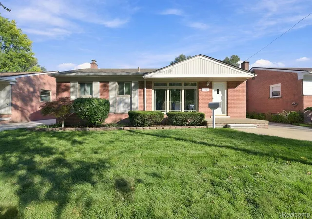 Photo 1 of Sale Pending at 25304 Haskell St, Taylor, MI 48180 | MLS# 20261081920 | Listing updated on 2026-10-12
