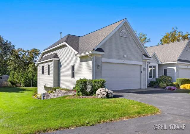 Photo 2 of Condo for sale at 63 Majestic Ct #63, Zeeland, MI 49464 | MLS# 71026053906 | Listing updated on 2026-10-12