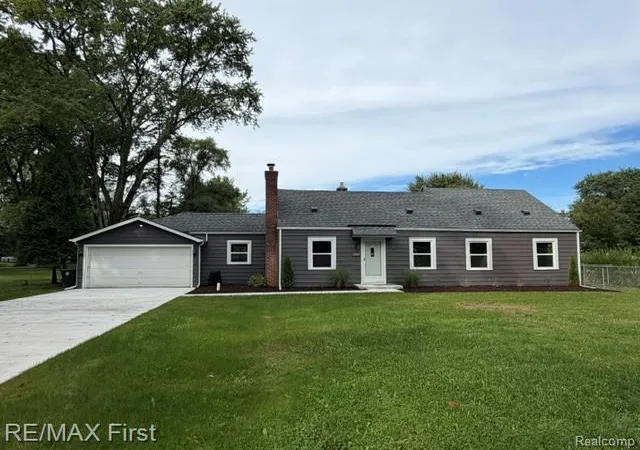 Photo 1 of Single family home for sale at 16045 Oporto St, Livonia, MI 48154 | MLS# 20261081936 | Listing updated on 2026-10-10