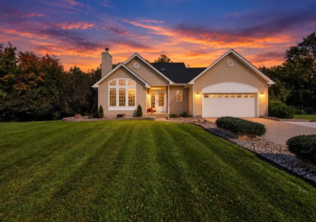 Photo 2 of Single family home for sale at 317 Red Maple Ln, Shepherd, MI 48883 | MLS# 79080074370 | Listing updated on 2026-10-12