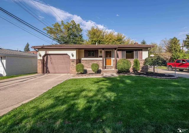 Photo 1 of Single family home for sale at 22306 William St, Rockwood, MI 48173 | MLS# 57050224392 | Listing updated on 2026-10-15