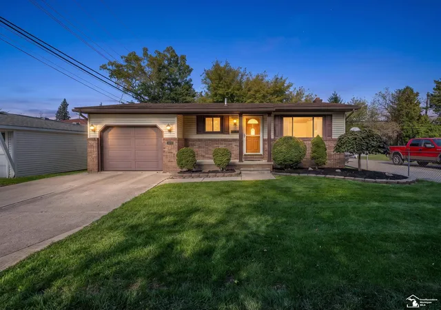 Photo 2 of Single family home for sale at 22306 William St, Rockwood, MI 48173 | MLS# 57050224392 | Listing updated on 2026-10-15