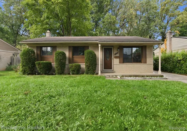 Photo 1 of Single family home for sale at 34116 Kennedy St, Westland, MI 48185 | MLS# 20261081950 | Listing updated on 2026-10-29