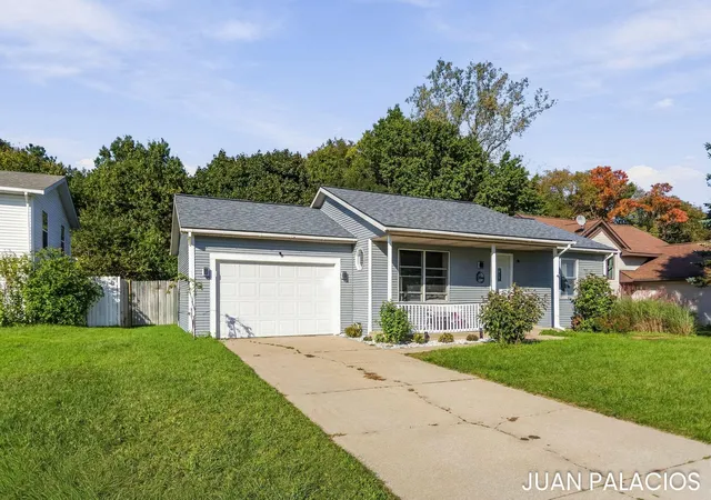 Photo 2 of Single family home for sale at 123 Great Northern Ln, Holland, MI 49424 | MLS# 71026053927 | Listing updated on 2026-10-09