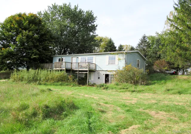 Photo 1 of Single family home for sale at 6191 Oliver Rd, Fostoria, MI 48435 | MLS# 20261081955 | Listing updated on 2026-10-12