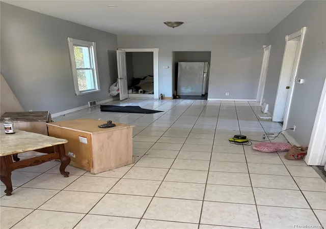 Photo 2 of Single family home for sale at 11673 Yosemite St, Detroit, MI 48204 | MLS# 20261081963 | Listing updated on 2026-10-11