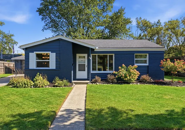 Photo 1 of Single family home for sale at 2523 Hampshire Rd, Ann Arbor, MI 48104 | MLS# 81026053935 | Listing updated on 2026-10-22