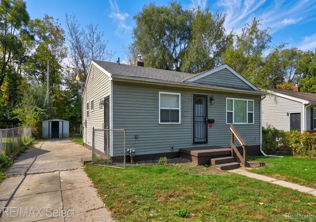 Photo 1 of Single family home for sale at 2830 Plainfield Ave, Flint, MI 48506 | MLS# 20261081977 | Listing updated on 2026-10-29