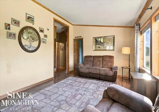 Photo 3 of Single family home for sale at 7570 Imlay City Rd, Kenockee, MI 48006 | MLS# 58050224407 | Listing updated on 2026-10-13