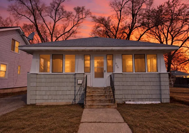 Photo 1 of Single family home for sale at 866 Fleming Ave, Muskegon, MI 49442 | MLS# 65026053960 | Listing updated on 2026-10-20