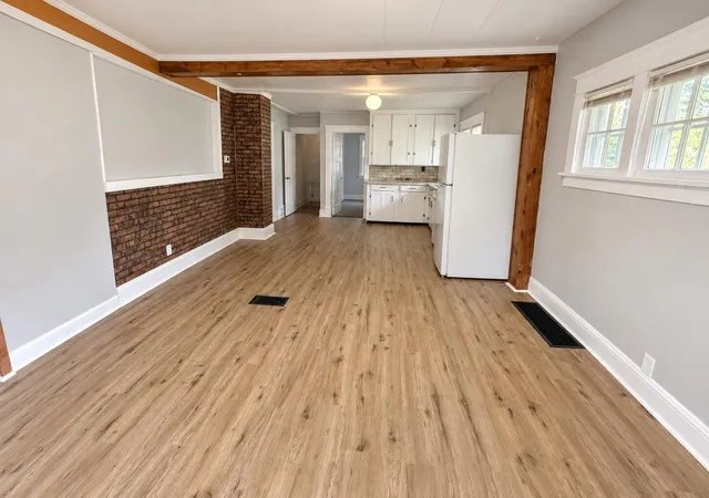 Photo 3 of Single family home for sale at 866 Fleming Ave, Muskegon, MI 49442 | MLS# 65026053960 | Listing updated on 2026-10-20
