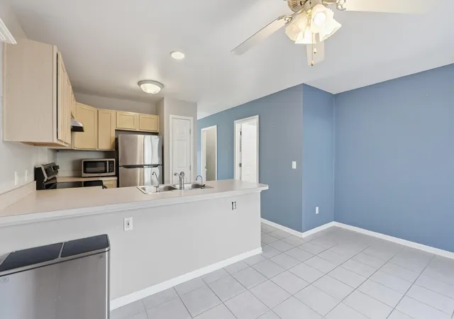 Photo 2 of Condo for sale at 4957 Crooks Rd, Royal Oak, MI 48073 | MLS# 81026053973 | Listing updated on 2026-10-09