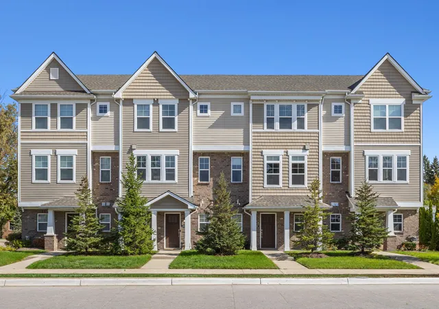 Photo 1 of Condo for sale at 3428 Rochester Rd, Royal Oak, MI 48073 | MLS# 81026053984 | Listing updated on 2026-10-09