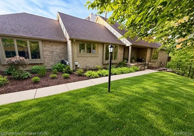 Condo for sale at 22241 Village Pines Dr, BeverlyHillsVillage_Oakland, MI 48025 | MLS# 20261082055
