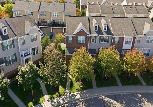 Photo 3 of Condo for sale at 27965 Middleton Dr, Novi, MI 48377 | MLS# 20261082060 | Listing updated on 2026-10-10