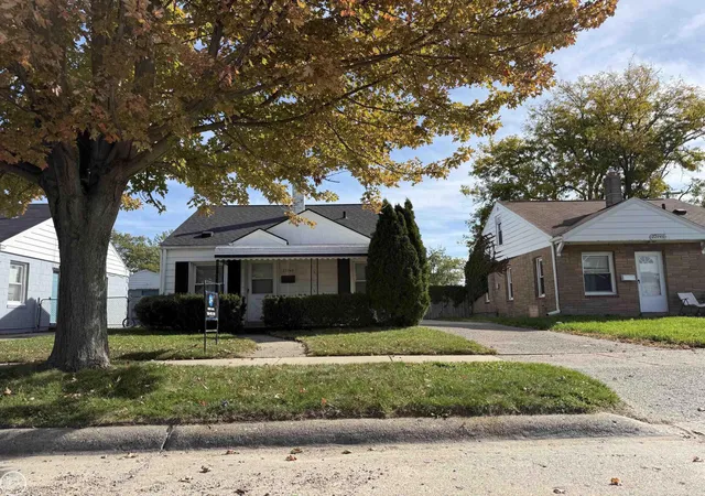 Photo 1 of Sale Pending at 22748 Rosalind Ave, Eastpointe, MI 48021 | MLS# 58050224442 | Listing updated on 2026-10-20