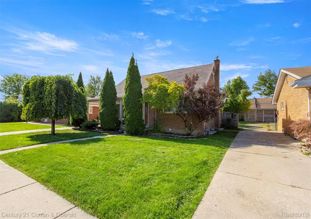 Photo 2 of Single family home for sale at 20428 Brooklawn Dr, Dearborn Heights, MI 48127 | MLS# 20261082069 | Listing updated on 2026-10-17