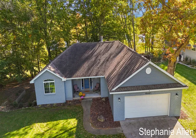 Photo 3 of Single family home for sale at 10461 Valley Ct, Stanwood, MI 49346 | MLS# 65026054009 | Listing updated on 2026-10-19