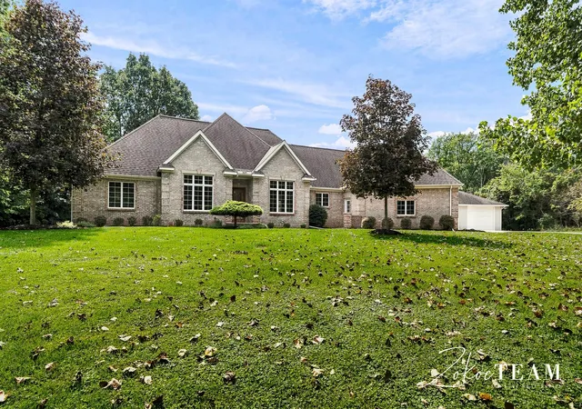 Photo 1 of Single family home for sale at 2190 Winans St Nw, Grand Rapids, MI 49534 | MLS# 65026054007 | Listing updated on 2026-10-09