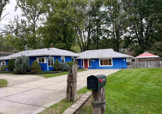 Photo 1 of Single family home for sale at 27745 Ponchartrain St, Harrison Township, MI 48045 | MLS# 58050224452 | Listing updated on 2026-10-11