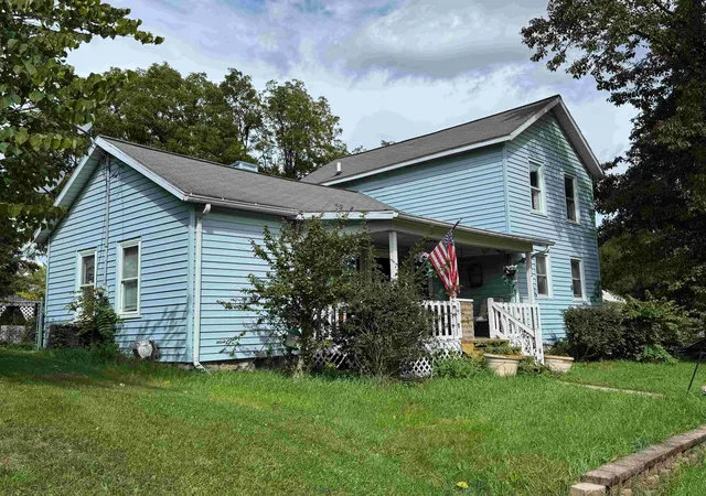 Photo 3 of Single family home for sale at 153 Okemos Rd, Mason, MI 48854 | MLS# 81026054021 | Listing updated on 2026-10-10
