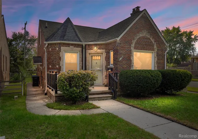 Photo 1 of Single family home for sale at 14600 Eastburn St, Detroit, MI 48205 | MLS# 20261082093 | Listing updated on 2026-10-10